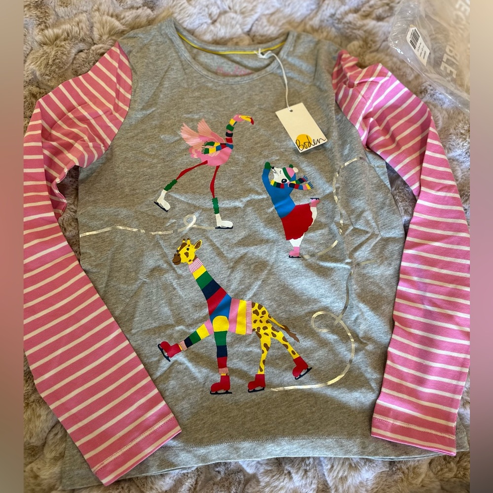 NWT Mini Boden long sleeve tee. I love this brand, it’s excellent quality.